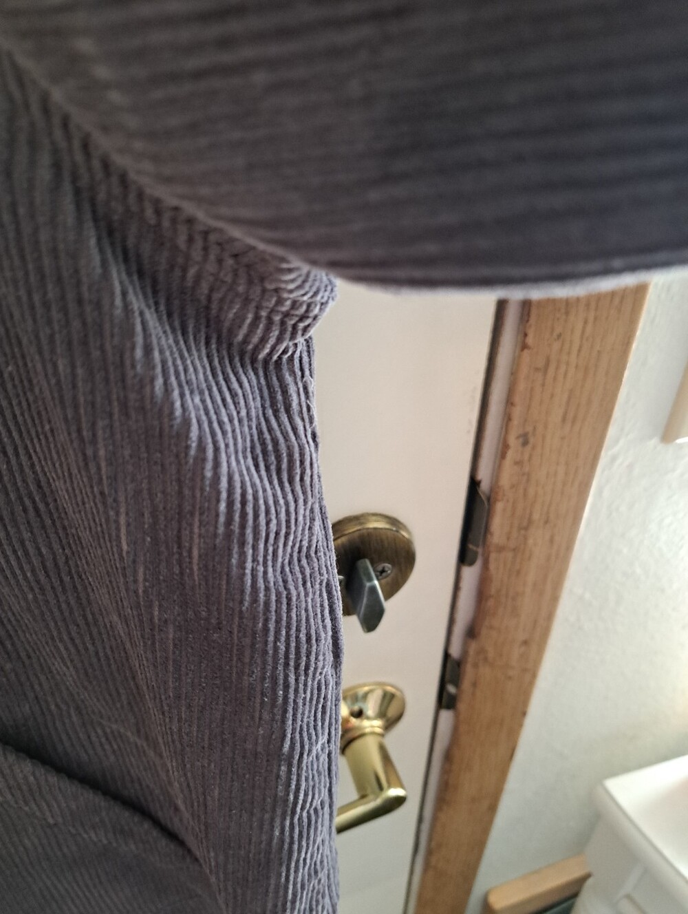 MINIBEE Women's Grey Corduroy Button-Up Shacket - Picture 6 of 7